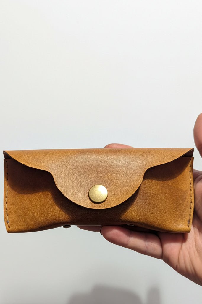 Full grain leather, hand dyed - CraftyDrifters Cornwall
