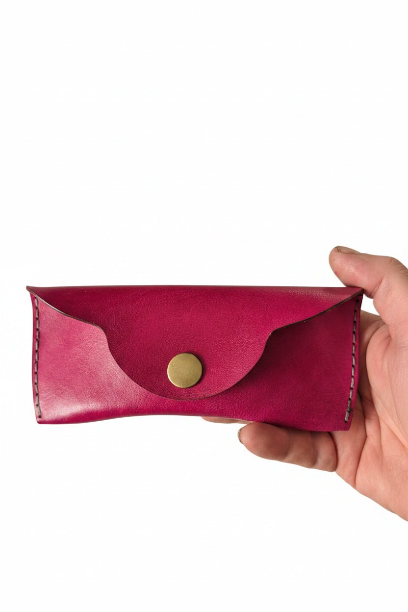 Full grain leather, hand dyed - CraftyDrifters Cornwall