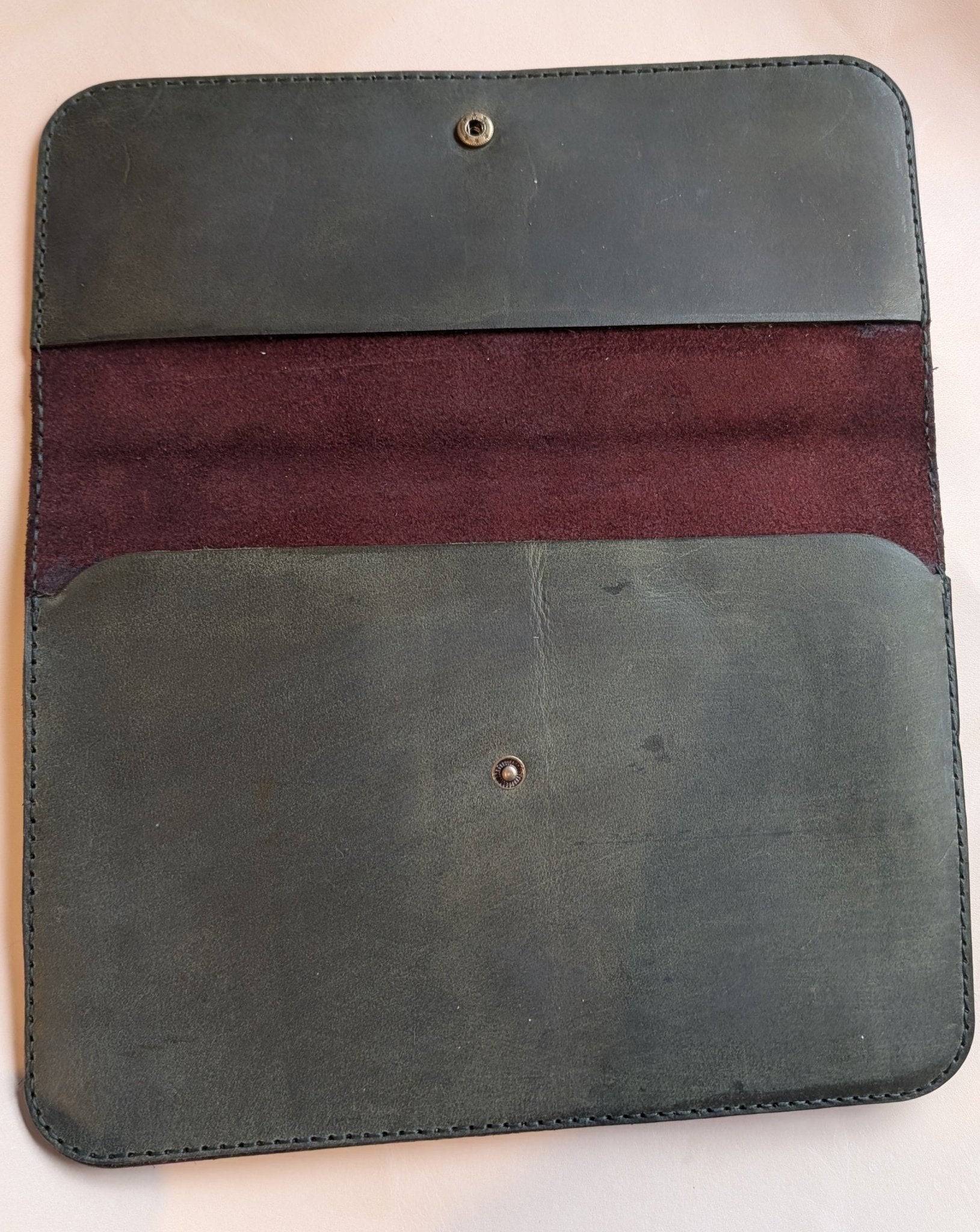 Handmade leather 10" tablet cover - CraftyDrifters Cornwall