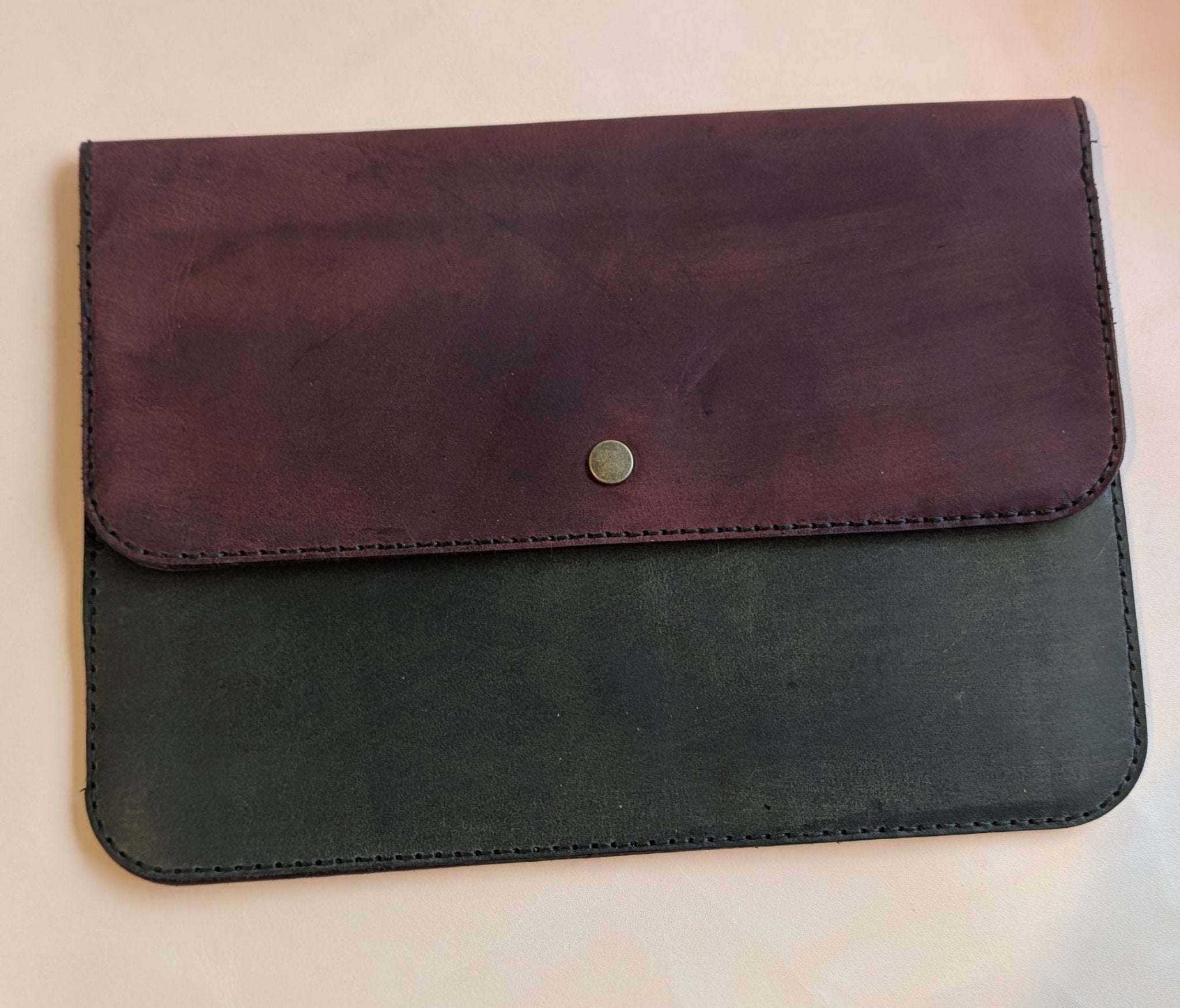 Handmade leather 10" tablet cover - CraftyDrifters Cornwall