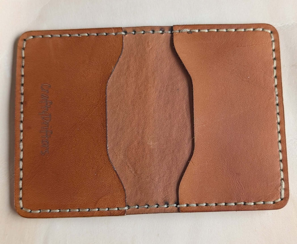 Minimilist 4 pocket handmade leather wallet - CraftyDrifters Cornwall