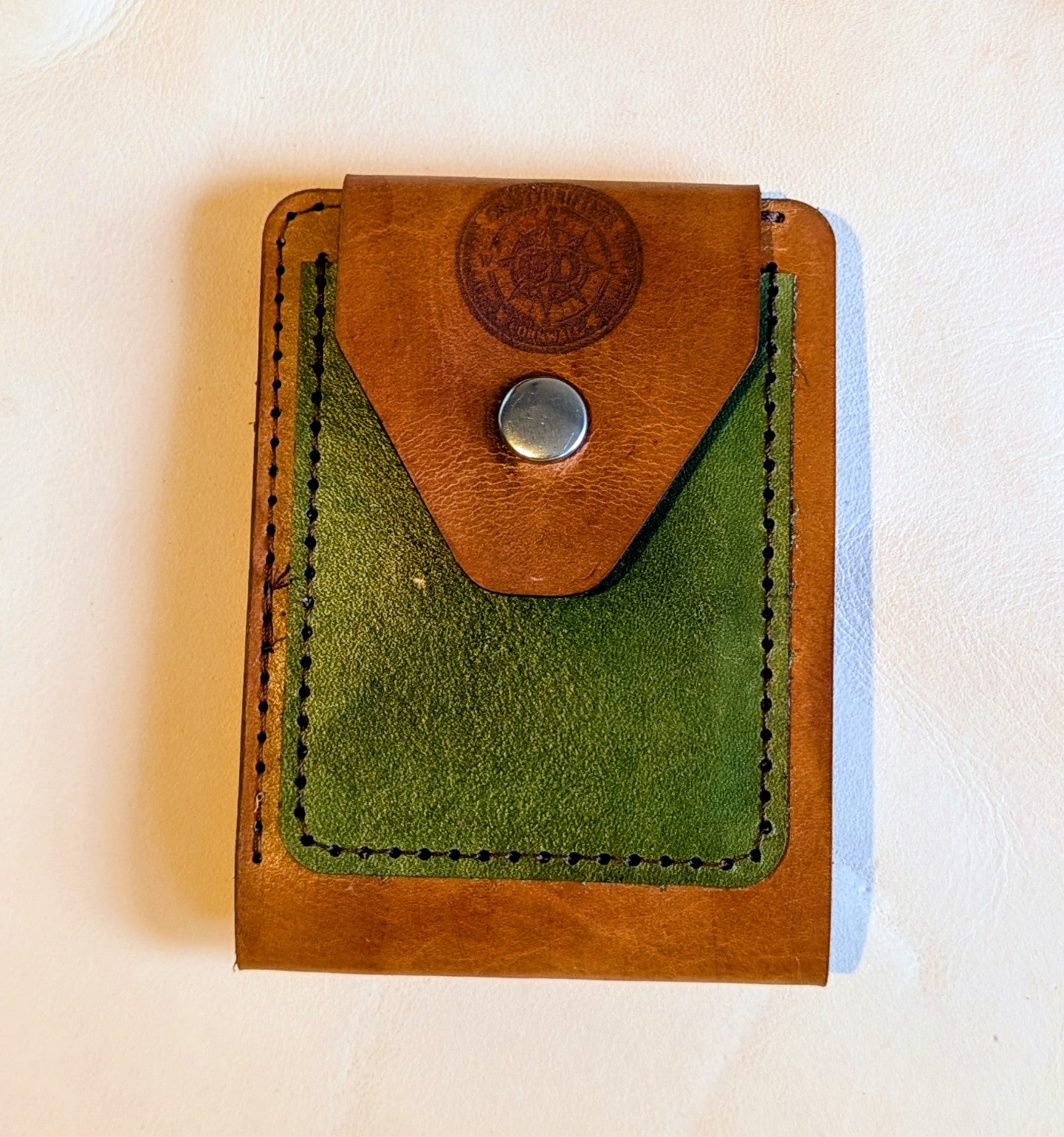 Mini Folding, with 5 pockets with a note compartment