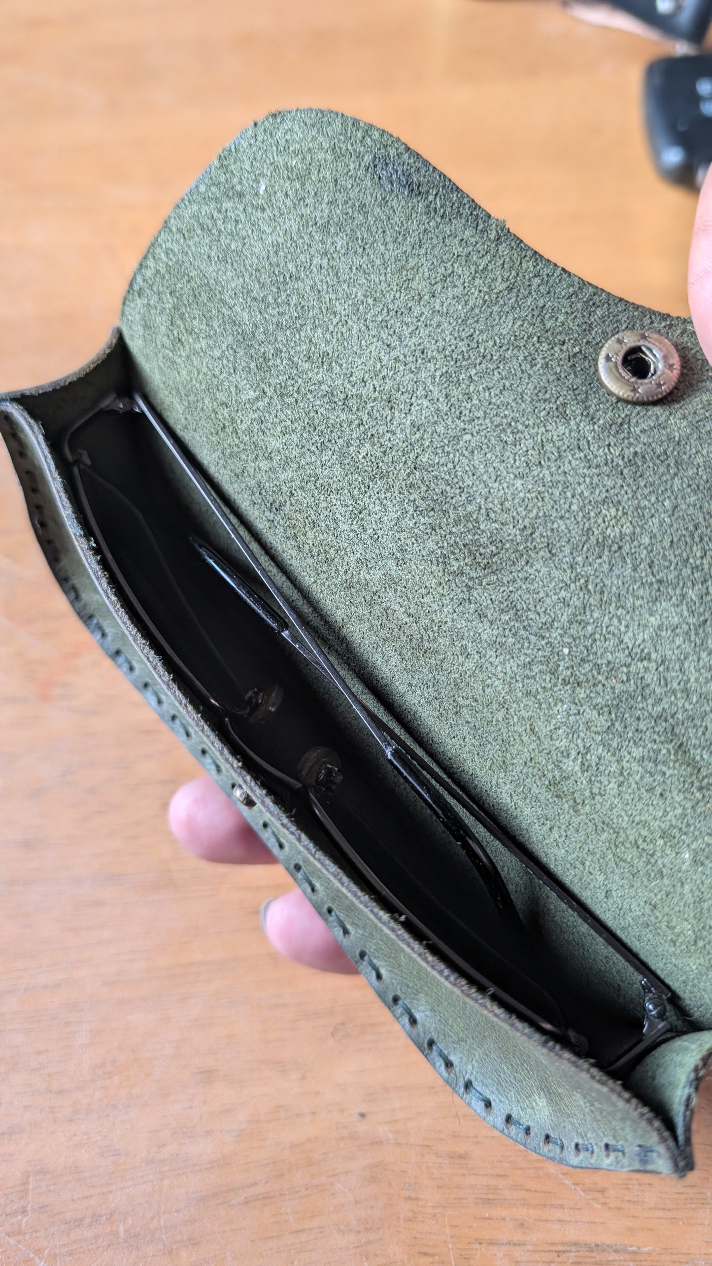 Glasses Case  Gusseted Green Crazy Horse Leather